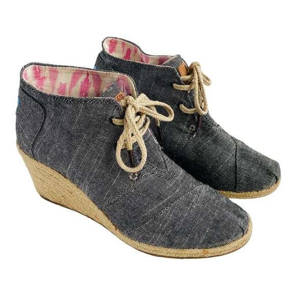 TOMS Chambray Desert Wedge Lace Up Booties - Picture 2 of 14